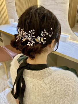 ヘアアレンジメント ボガスティーズ 溝の口店(Hair arrangement Vogusty's) 下めツインアップ/アップヘア/参列/イベント