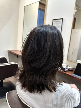 ポピイズ(POPPIES) ミディアムスタイル【ミディアムレイヤー】