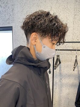 クリアーオブヘアー 覚王山店(CLEAR of hair)の写真/メンズパーマなら<CLEAR of hair>にお任せ♪再現性◎なメンズカット＆パーマでON/OFFどちらでも決まる！