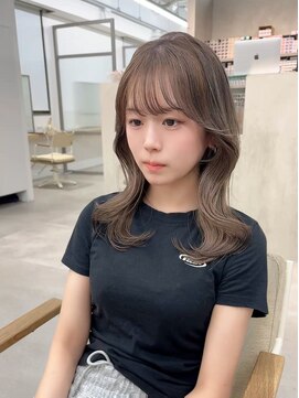 モリオフロムロンドン 大宮店(morio from London) 【坪井】くびれミディ×ヘーゼルグレージュ