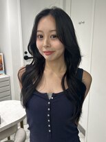 ゼスト ジグ(ZEST ZIGU)&nbsp;レイヤーカット顔まわりカット暗髪韓国ヘア艶髪