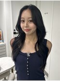 レイヤーカット顔まわりカット暗髪韓国ヘア艶髪