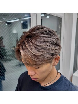 ワンズクロエ 原宿店(ONE's Chloe) フェザーパーマグレーフェザーショートサーフカール波打ちパーマ