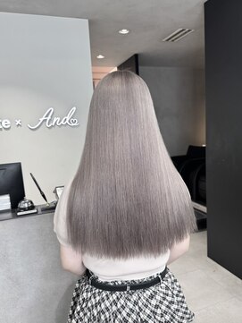 透明感抜群 グレーシルバー