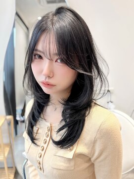 ラクシア(LucxiA) 韓国ヘア/レイヤーカット/顔まわりカット/Instagram @ken__gucci