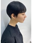 暗髪　黒髪　刈り上げ女子　ショート　伸ばしかけ