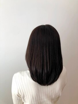 e.m.a プレミアムビューティーサロン 栄駅店(e.m.a PREMIUM BEAUTY SALON) ゆるふわセミロング