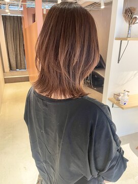 コフィー バイ メルト 吉祥寺(cofy by melt) 【松本咲花】外ハネボブウルフ ブリーチなしアッシュピンク