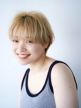 ワン 戸塚(ONE001) ペールベージュ/外ハネボブ/グラデーションカラー/戸塚/戸塚駅