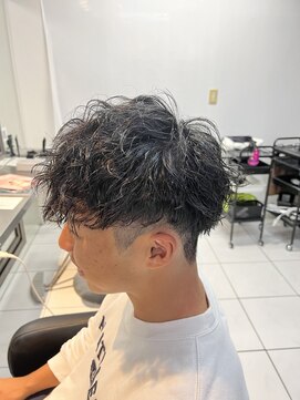 アイズ 海老名(AIZU) ツイストスパイラルパーマ 波巻きスパイラルソフトツイスト韓国