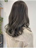 ロングレイヤー×カーキグレージュ