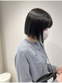 ミニボブ×オリーブグレージュ