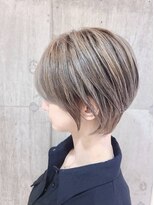 ロハスバイケンジ(LOHAS by KENJE)&nbsp;セミマットミルクティーベージュ×くびれショート/小田急相模原