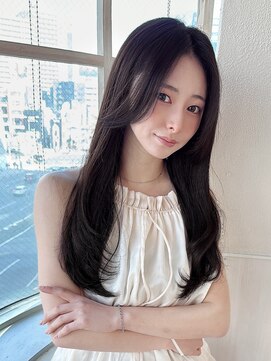 アフロート ディル(AFLOAT D'L) 2wayバングでイメチェン!顔まわりレイヤーくびれヘアが人気◎