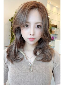 チャンドット(chan.) ≪chan.≫レイヤーセミロングミルクティーベージュカラー