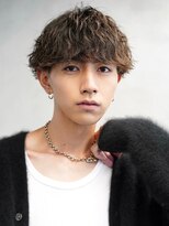 アンサー 渋谷(ANSWER)&nbsp;波巻きパーマメンズマッシュセンターパートスパイラルパーマ韓国