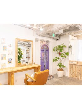 池袋東口3分☆アットホームな雰囲気で居心地が良いと好評◎一人一人のお客様に寄り添う丁寧な接客が人気！