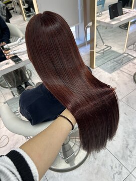 ロンドルピナス 小倉(Lond Lupinus) ミディアムレイヤーカット/似合わせカット/大人ガーリー/20代