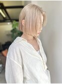 ホワイトベージュ