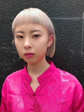 ヴィレッタ(VIRETTA) ホワイトカラー×ワイドバング