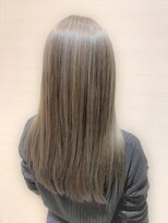 ローザジェルム(ROZA germe)&nbsp;ナチュラルハイライト【美髪トリートメント】