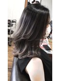 バレイヤージュ×グレージュ