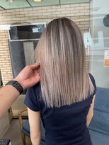 ラフ(LAFF)&nbsp;#バレイヤージュ#グレージュカラー#ボブウルフ#ココアベージュ