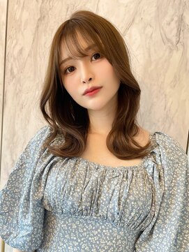 ルームバイシー 新宿(Loom. by Sea) 韓国風前髪/シルキーベージュ/グレージュカラー/斜めバング