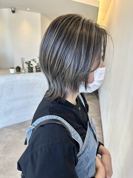 フェーディン(fa/din) バレイヤージュグレー×ウルフボブ