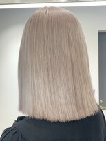 ルーブ トウキョウ(Loob. TOKYO)&nbsp;ハイトーンボブレイヤーカットブリーチダブルカラーベージュ韓国