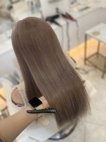 シャルム バイ アローズ 久留米店(CHARM BY AROSE)&nbsp;艶髪ハイトーン×シルキーベージュ