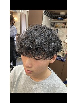 ルピナス 中田(Lupinus) 波巻きパーマ