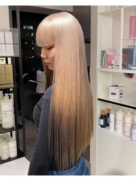 ベレーザ 渋谷(BELEZA) 11768髪質改善金髪ホワイトブロンドマロンベージュストレート