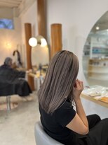 ヒュー(HUE)&nbsp;ハイライトカラー/くすみベージュ