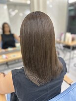 エミン(emyn)&nbsp;ブリーチなしグレージュ◎艶髪/髪質改善/縮毛矯正/代々木