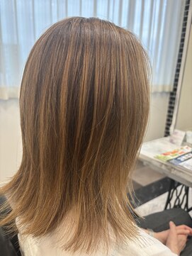 アーサス ヘアー デザイン 新潟駅南店(Ursus hair Design) ファッションカラーで白髪ぼかし