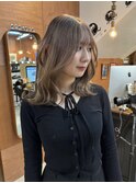 ケアブリーチミルクティーベージュカラーレイヤーカット韓国ヘア