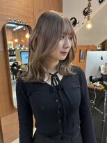 チャプター 問屋町(chapter)&nbsp;ケアブリーチミルクティーベージュカラーレイヤーカット韓国ヘア