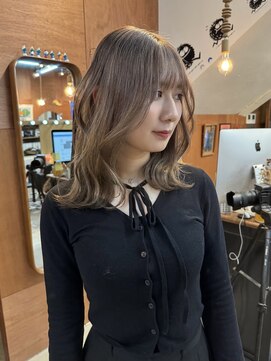 チャプター 問屋町(chapter) ケアブリーチミルクティーベージュカラーレイヤーカット韓国ヘア