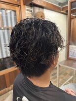 テントヘアー(tent hair) 濡れ感でつくる、ラフだけど色気のあるメンズパーマ