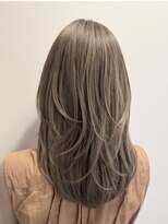 ムード(MOOD,)&nbsp;着物ヘア/大人ガーリー/ダークアッシュ/似合わせカット/銀座駅