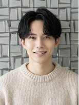 ウィーニード 名古屋(WENEED) 《佐久間》波打ちセンターパート 韓国風ビジネススタイル