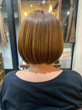 ビーチェ 小岩(Bice) 艶髪が映える大人ミディアムボブ×明るめケアカラー春最旬