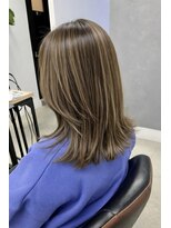 ククル ヘアー(cucule Hair)&nbsp;【透明感カラー】細めハイライトで作る大人ベージュ