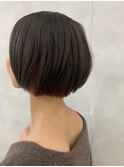 インナーカラーミニボブ
