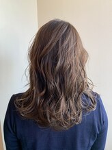 ヘアサロン ツバキ(Hairsalon Tsubaki) 巻きで華やか重めセミロング