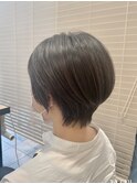 くびれるショート　襟足すっきり