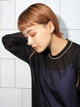 メリケンビューティーパーラー コウベ(MERICAN BEAUTY PARLOR KOBE) 外ハネオレンジベージュボブ