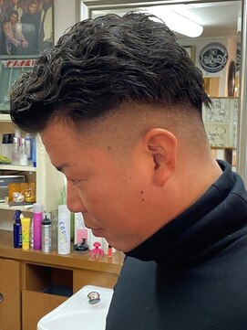 エイジ(Age) ツイストパーマ　ツーブロック