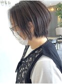 白髪ぼかしhighlight、襟の癖を抑えたショート［谷合